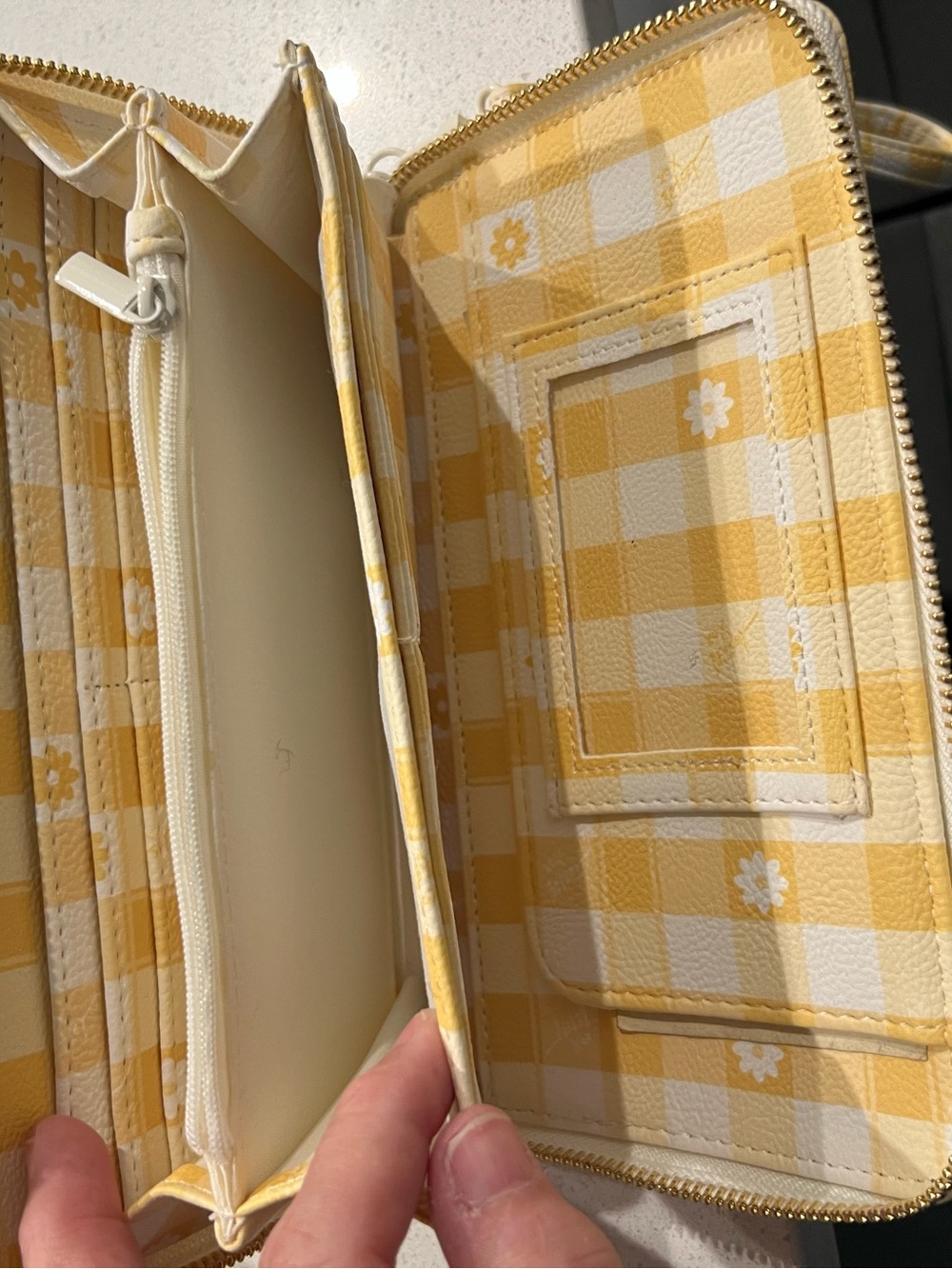 Betsey Johnson Yellow Gingham Daisy Tote and Wallet Set - Picture 7 of 10